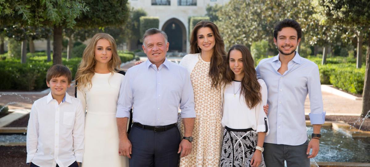 الملكة رانيا مع عائلتها