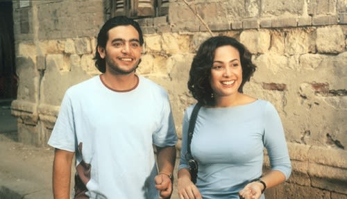 هند صبري في حالة حب - الصورة من www.hendsabry.com