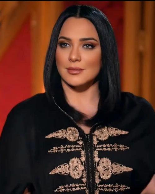 سلاف فواخرجي - صورة من فيسبوك