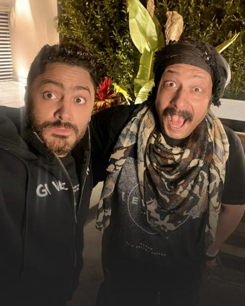 تامر حسني ومحمد ثروت من فيلم ريستارت