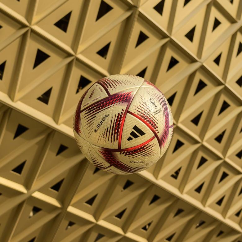 كرة الحلم - صورة من تويتر @adidasfootball