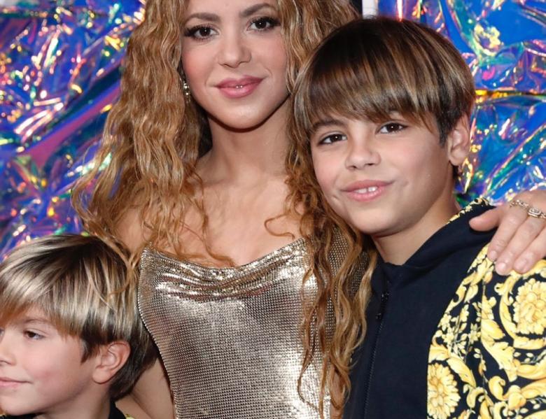 شاكيرا برفقة ابنائها في حفل VMAs  2023 - صورة من السوشيال ميديا