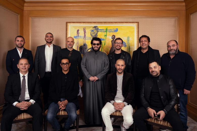 تركي آل الشيخ يلتقي بمخرجين في القاهرة