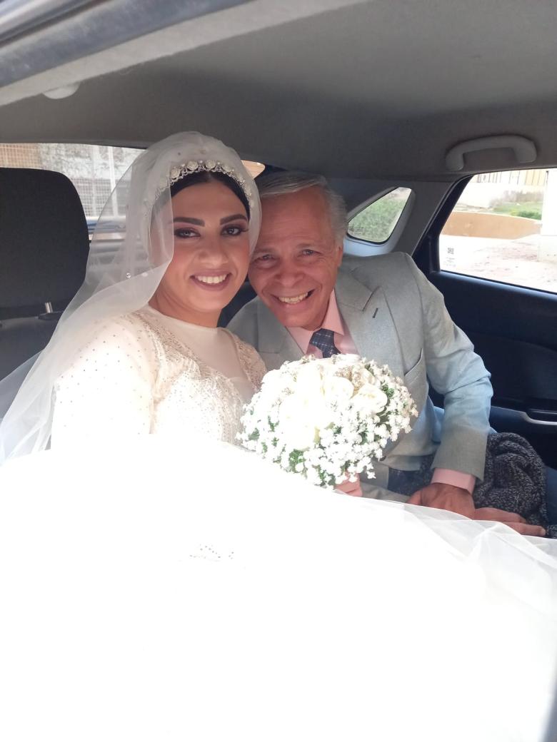 محمود عامر وزوجته - صورة من فيسبوك