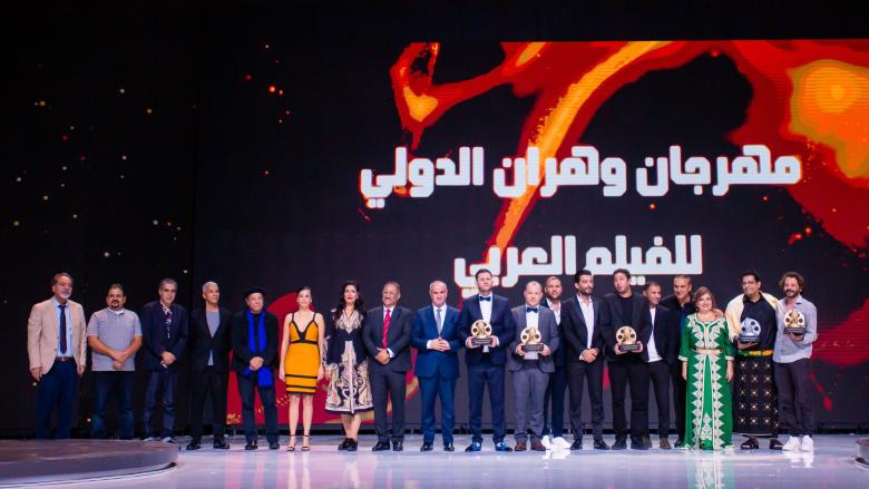 في ختام مهرجان وهران - صورة من حساب  oranfestivaldz على إنستقرام