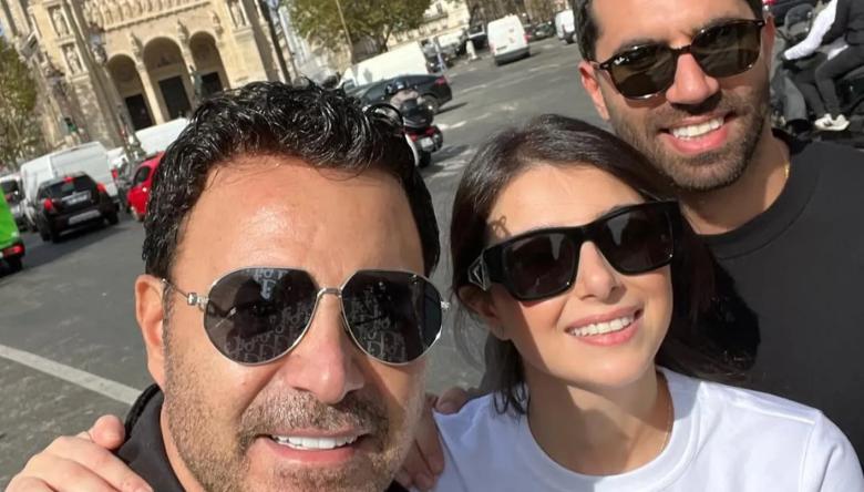 ماريتا الحلاني تتوسط والدها عاصي وزوجها السابق كميل أبي خليل - صورة من السوشيال ميديا