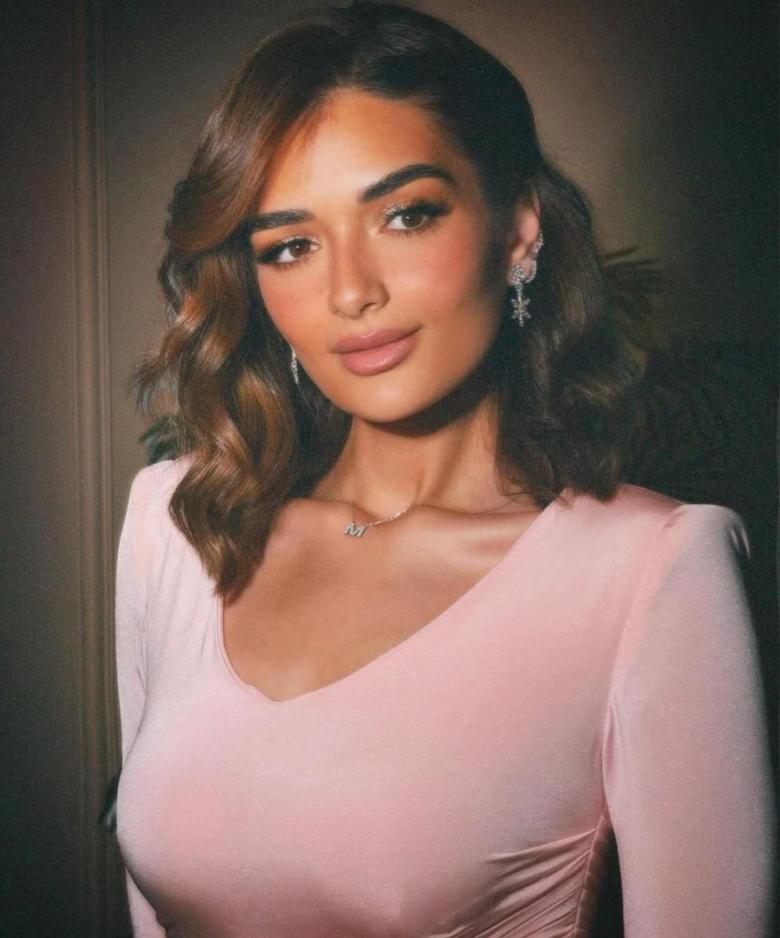 ملك أحمد زاهر