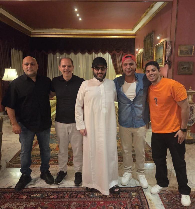 معالي المستشار تركي آل شيخ يزور عادل إمام 