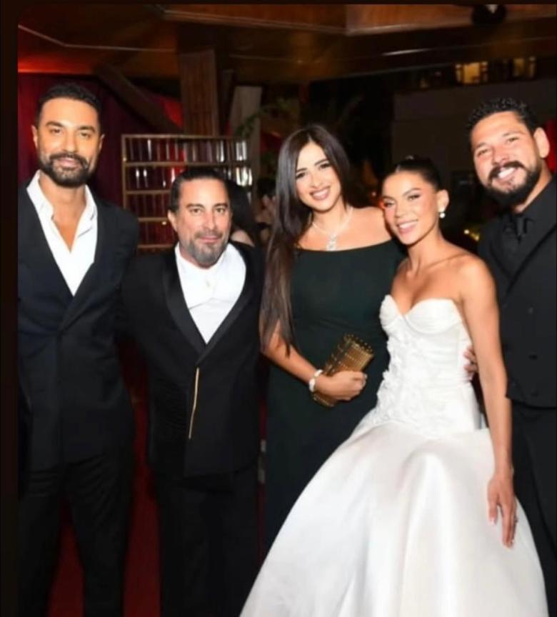 ياسمين عبدالعزيز و كريم فهمي وغيرهم من حفل زفاف هادي الباجوري ياسمين عبدالعزيز و كريم فهمي وغيرهم من حفل زفاف هادي الباجوري