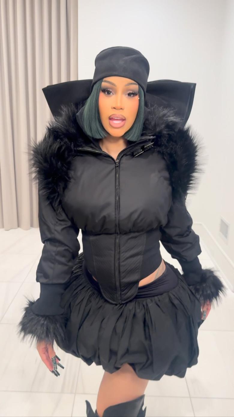  كاردي بي - Cardi B