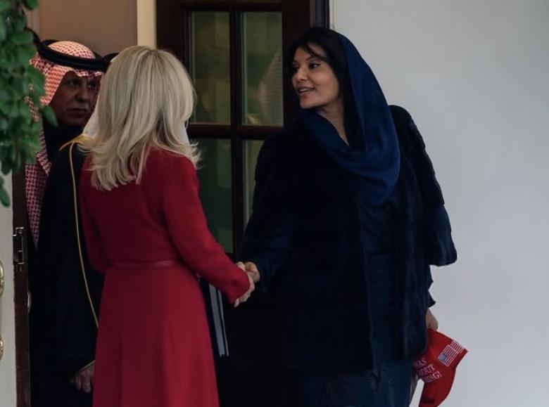 الأميرة ريما بنت بندر آل سعود  بإطلالة أنيقة في البيت الأبيض