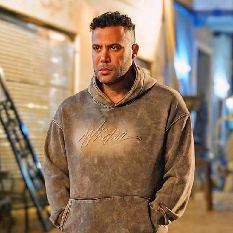 تفاصيل حريق  ديكورات مسلسل "الكنج" لمحمد إمام داخل ستوديو مصر