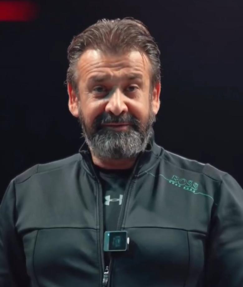 كريم عبد العزيز