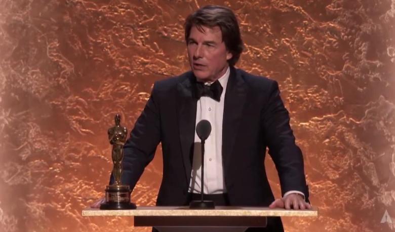 توم كروز - إكس