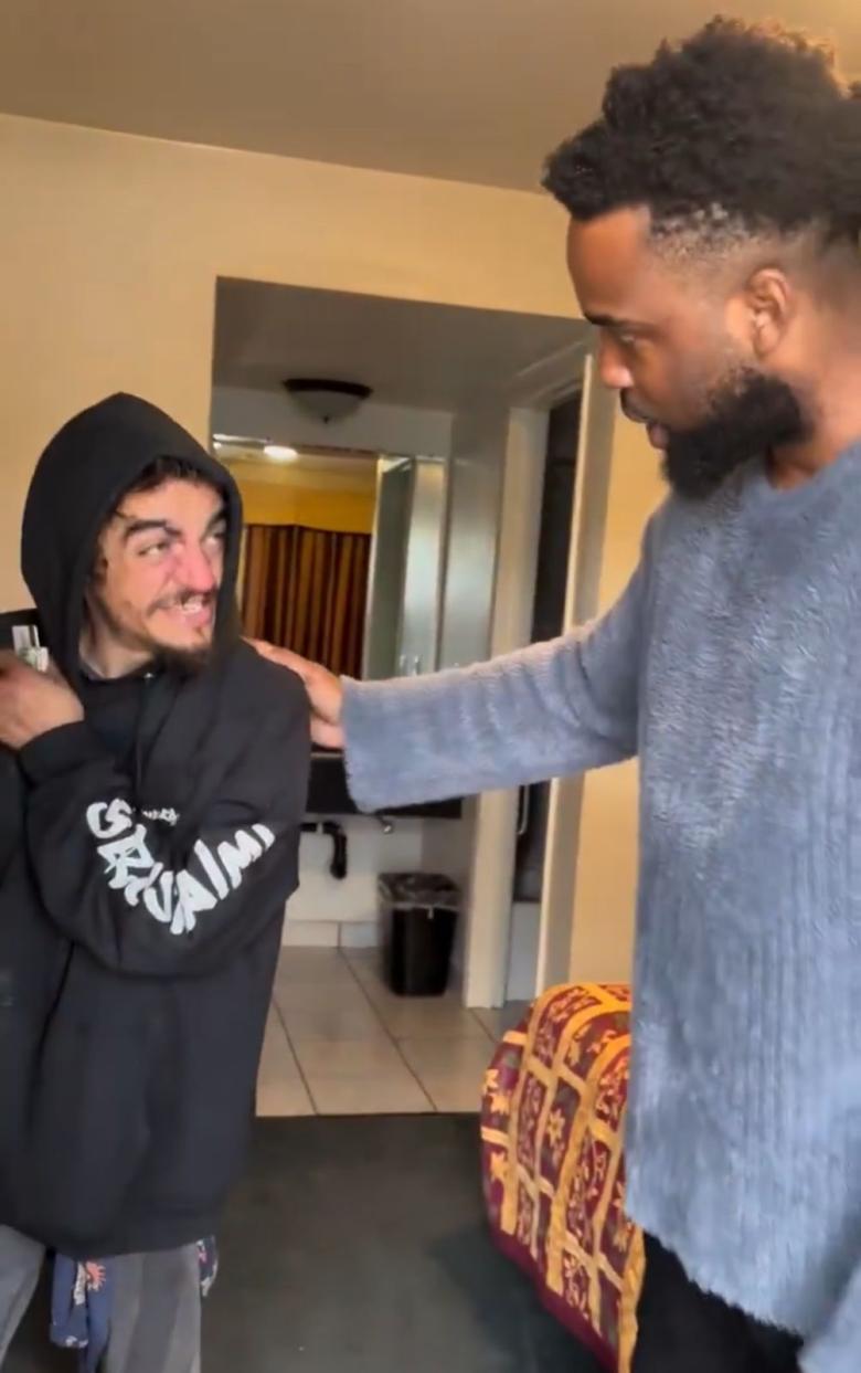 دانيال كورتيس لي وتايلور تشيس - إكس