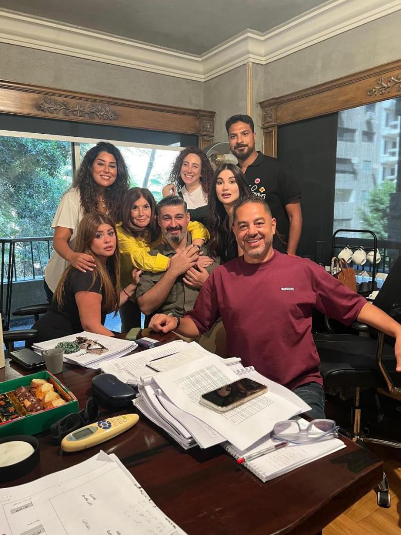 مسلسل كلهم بيحبوا مودي 