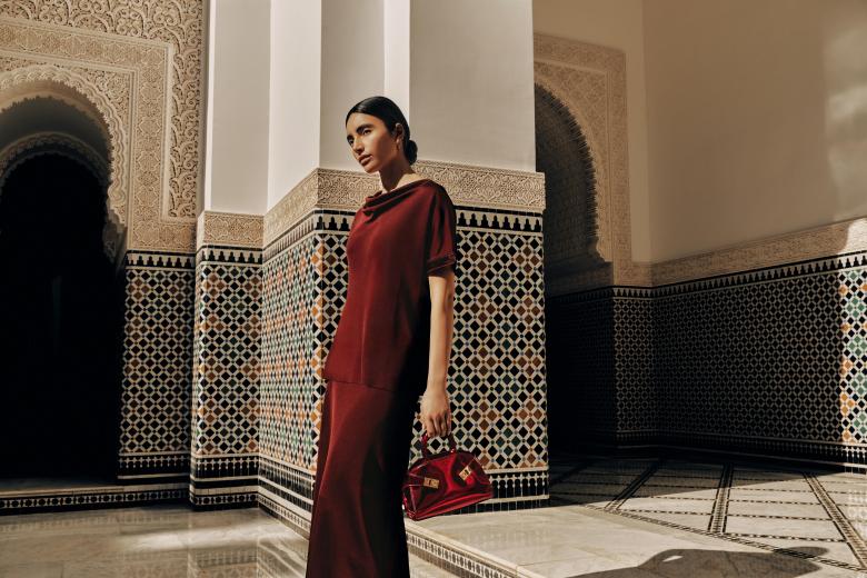 إطلالات رمضانية مستوحاة من الضوء والصمت مع فيراغامو