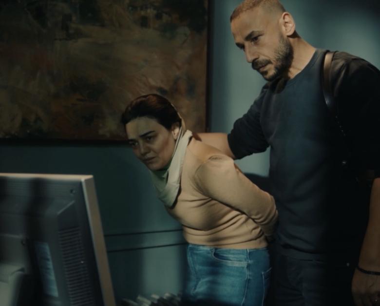 مشهد من مسلسل القيصر 