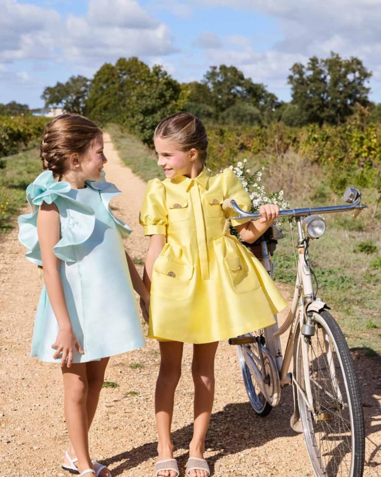 أزياء أطفال فاخرة من إيلي صعب لصيف 2026