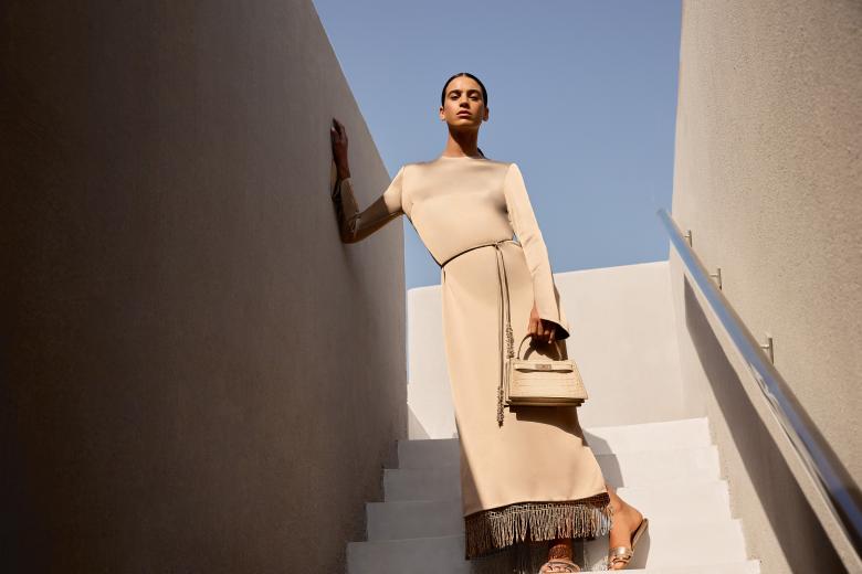 تشكيلة رمضانية حصرية من توري بورش بإلهام عربي أنيق