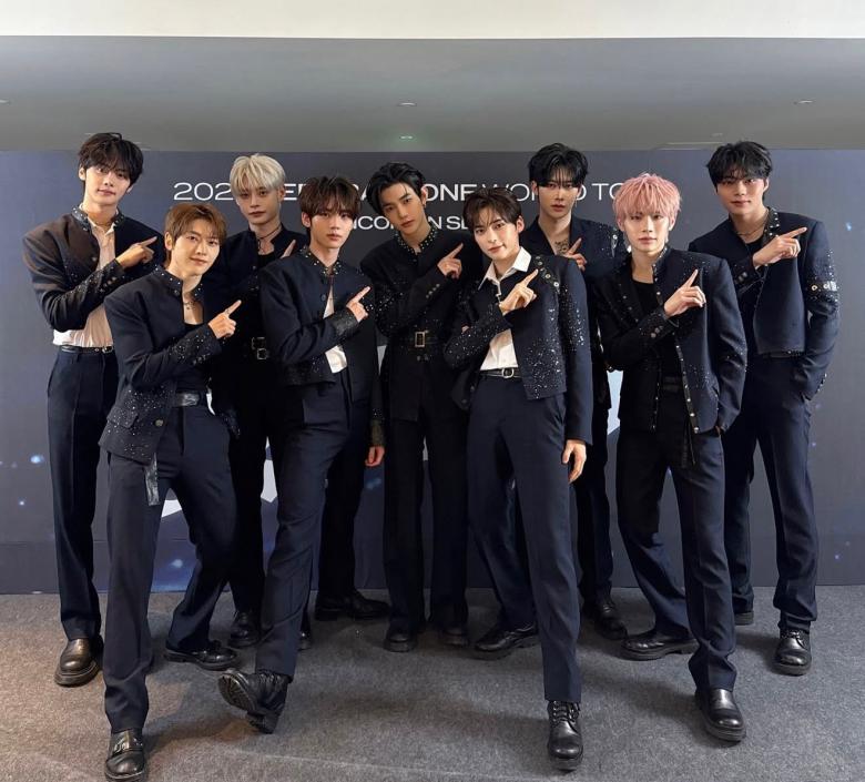 فرقة ZEROBASEONE