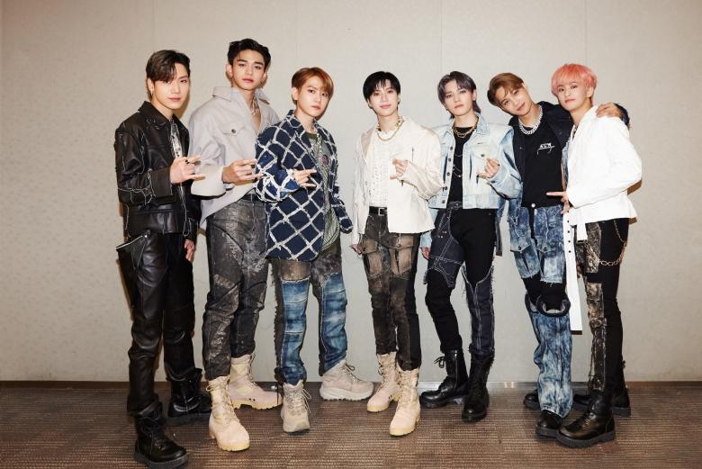 عقدة SuperM تحل على جميع الأعضاء - صورة من انستقرام