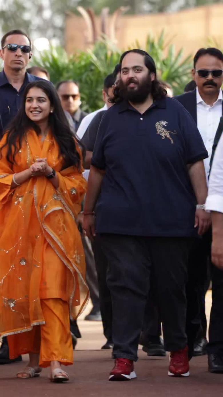 أنانت أمباني -  راديكا ميرشانت