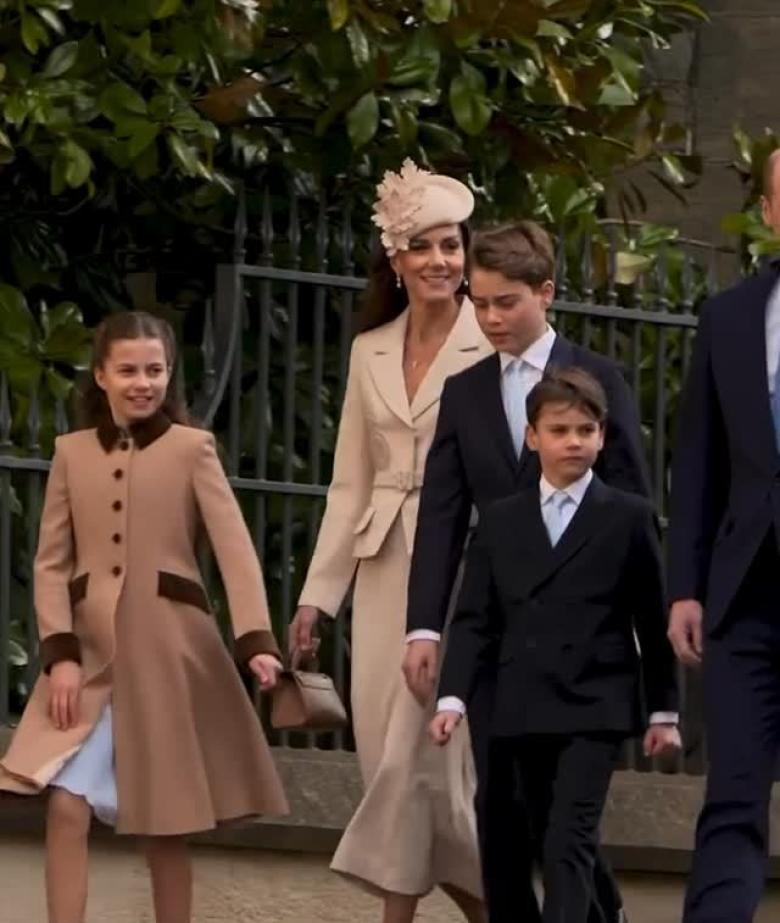 إطلالات كيت ميدلتون والأميرة شارلوت بأسلوب متناغم في الفصح