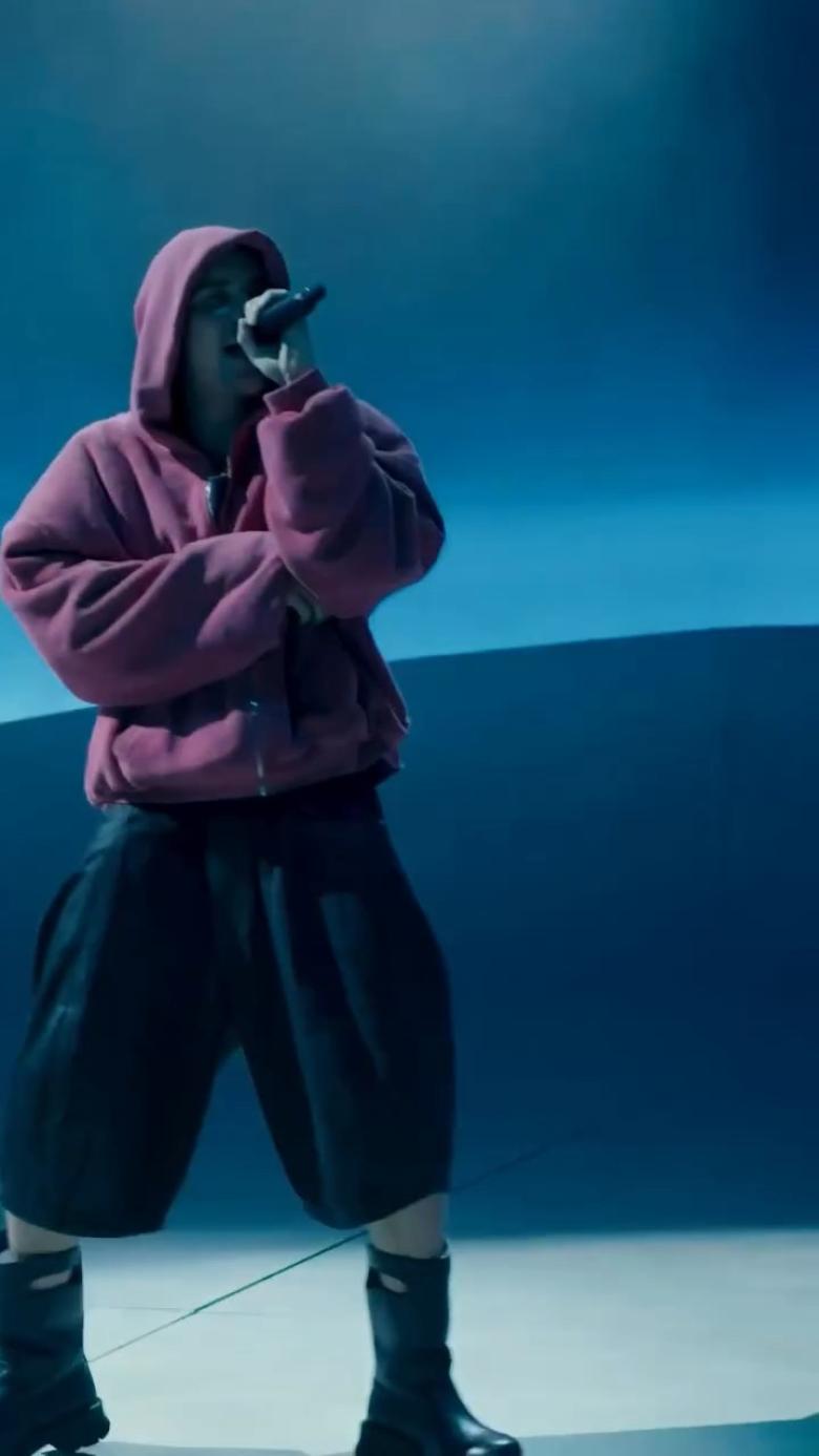 جاستن بيبر بتصميم Grills من الماس من Gabby Elan Jewelry