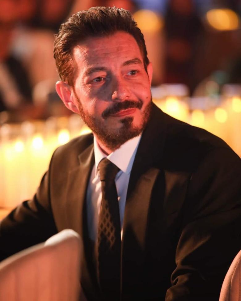 أحمد زاهر أصغر جد في الوسط الفني