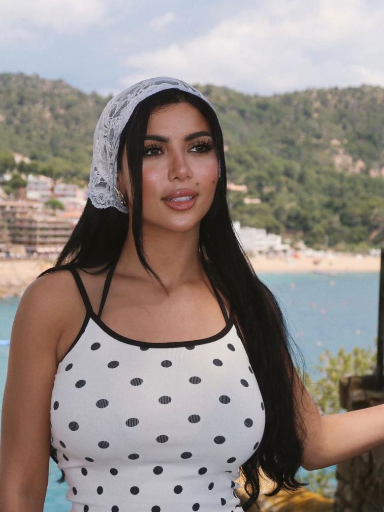 كارولين عزمي - إنستغرام
