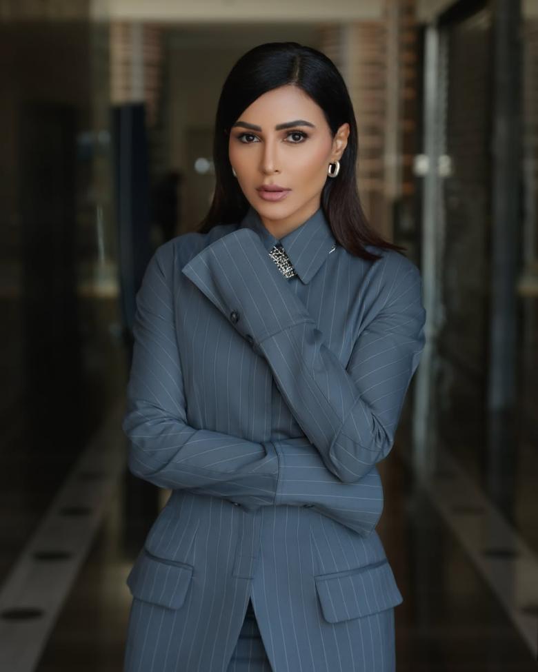 مهيرة عبد العزيز