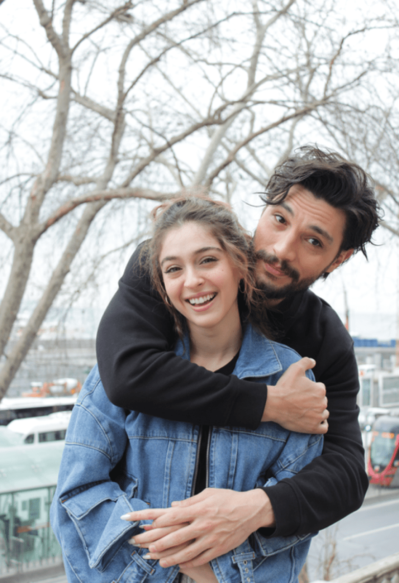 إلهان شين وتولغاهان سايشمان ينسحبان من مسلسل "Kalbimin Rotası Karadeniz"