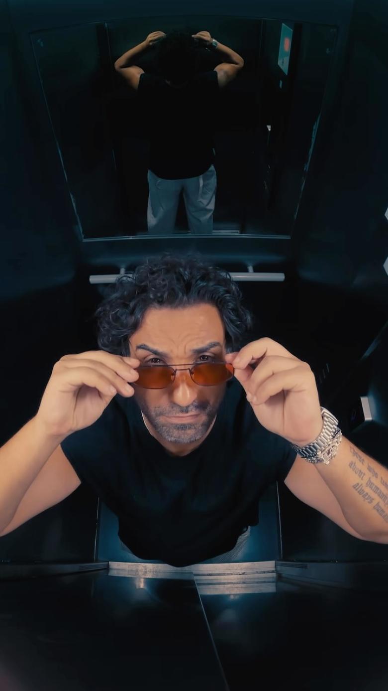 أحمد فهمي يطلق علامة النظارات EXI بأكثر من 100 تصميم