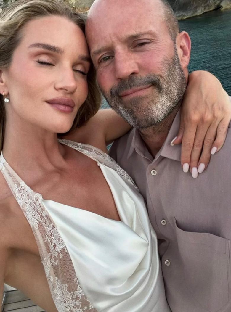 روزي هنتنغتون وايتلي وجيسون ستاثام - انستغرام