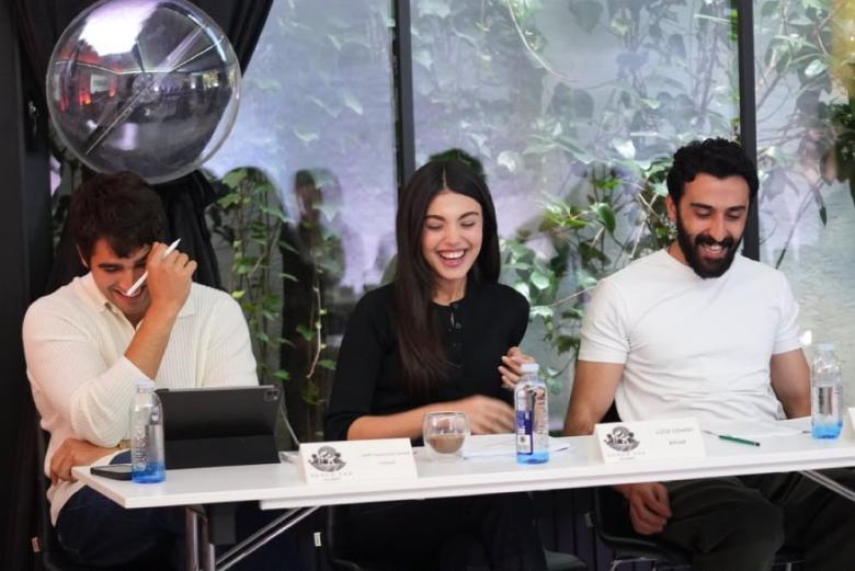أبطال مسلسل Susuz Yaz