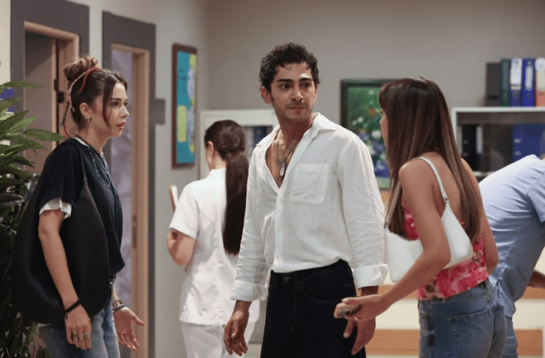 مسلسل إسطنبول رأسا على عقب الحلقة 13 - مصدر الصورة غوغل