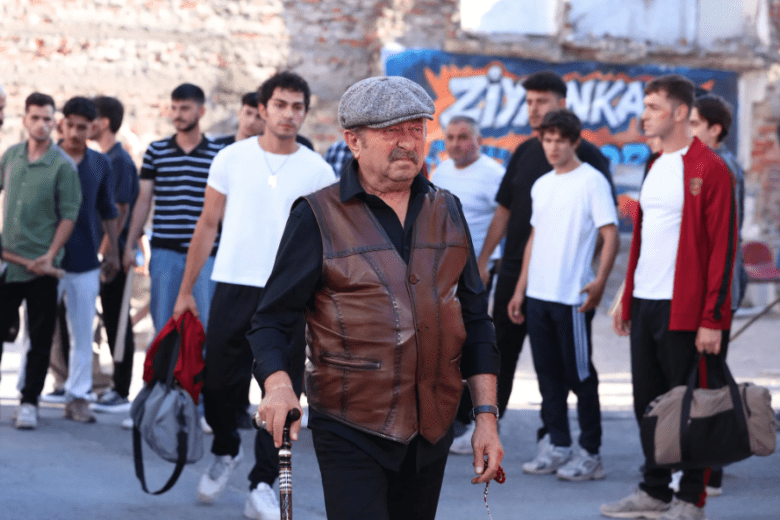 مسلسل إسطنبول رأسا على عقب الحلقة 14 - مصدر الصورة غوغل