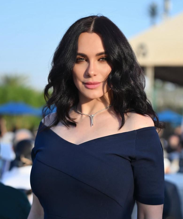 سلاف فواخرجي - صورة من فيسبوك