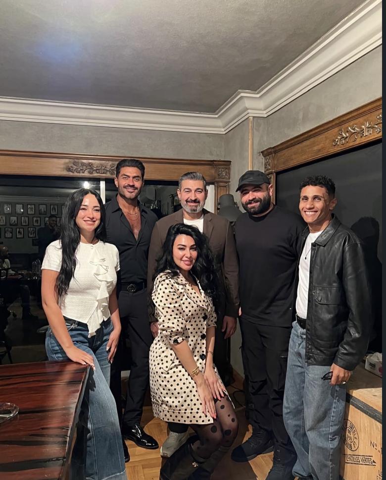 أبطال مسلسل القناع