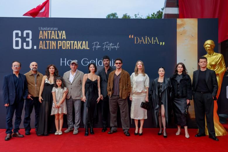 فريق عمل الفيلم التركي "عرس الجن" - Antalya Golden Orange Film Festival