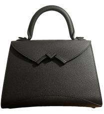 حقيبة من موينا Moynat 