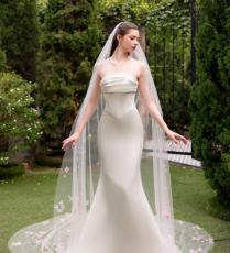 فستان من دريم دريسيز Dream Dresses