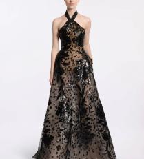 فستان من ايلي صعب Elie Saab 
