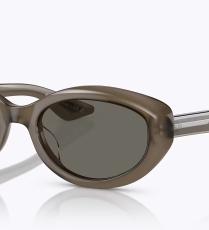 نظارات من Oliver Peoples x Khaite