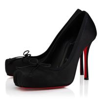 حذاء من كريستيان لوبوتان Christian Louboutin