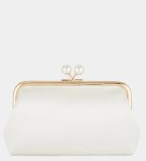 حقيبة من Anya Hindmarch