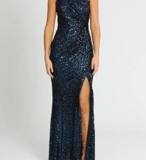 فستان من Badgley Mischka  فستان من Badgley Mischka