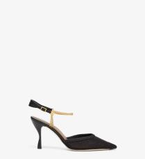 حذاء من Fendi حذاء من Fendi