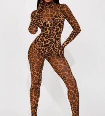 جمبسوت من Fashionnova